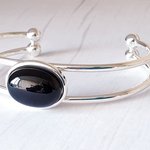 Silver Torque Bangle Bracelet with Black Onyx Gemstone, Boho Style Jewelry, Adjustable Cuff - Image 2